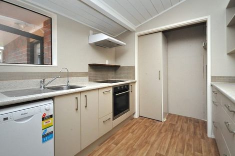 Photo of property in 23b Boundary Road, Blockhouse Bay, Auckland, 0600