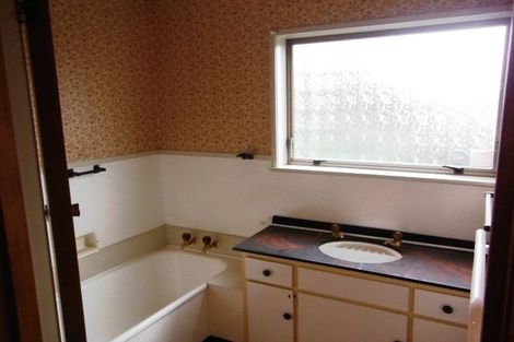 Photo of property in 36 Alison Street, Hamilton Lake, Hamilton, 3204