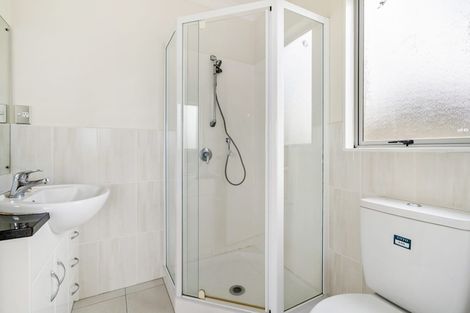 Photo of property in 46 Bronzewing Terrace, Unsworth Heights, Auckland, 0632