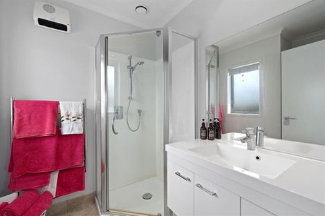 Photo of property in 3 Merwood Lane, Devonport, Auckland, 0624