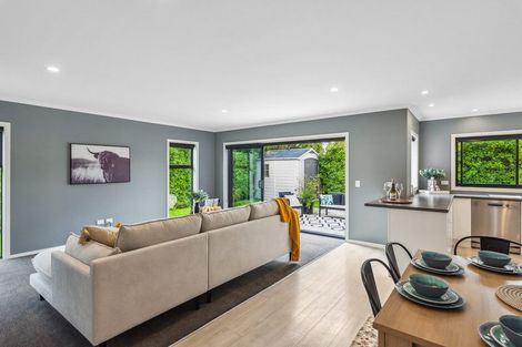 Photo of property in 35 Gallipoli Place, Paraparaumu, 5032