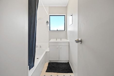 Photo of property in 1 Silkwood Lane, Melville, Hamilton, 3206