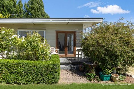 Photo of property in 17 Oxford Street, Waikari, 7420