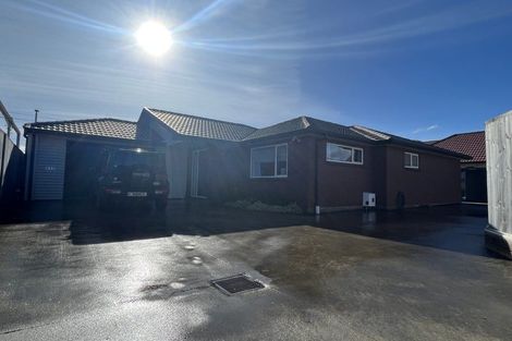 Photo of property in 84b Seddon Street, Wallaceville, Upper Hutt, 5018