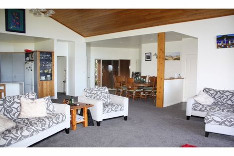 Photo of property in 41 Apotu Park Lane, Kauri, Kamo, 0185