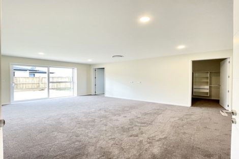 Photo of property in 12 Vintry Drive, Huapai, Kumeu, 0810