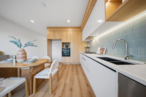 Photo of property in 2e Rangitoto Terrace, Milford, Auckland, 0620