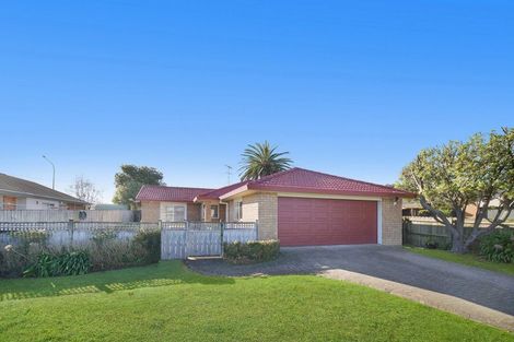 Photo of property in 13 Sheriff Place, Randwick Park, Auckland, 2105