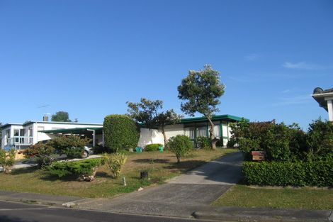 Photo of property in 8 Marcel Place, Glenfield, Auckland, 0629