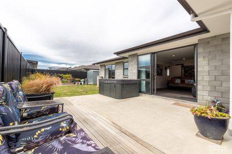 Photo of property in 44 Buddle Road, Wallaceville, Upper Hutt, 5018