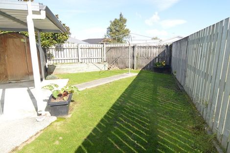 Photo of property in 44 William Wong Place, Carterton, 5713