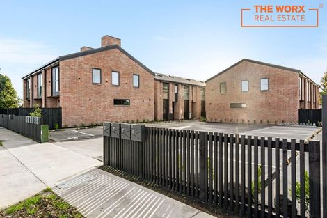 Photo of property in 1/17 Matapouri Road, Mangere Bridge, Auckland, 2022