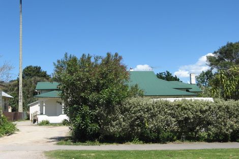 Photo of property in 81 Iranui Road, Inner Kaiti, Gisborne, 4010