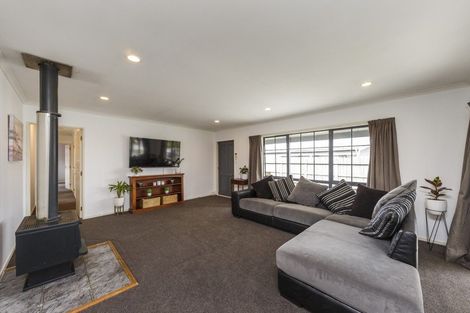 Photo of property in 23 Charles Cross Street, Longburn, Palmerston North, 4412