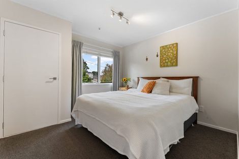 Photo of property in 1/133 Edmonton Road, Te Atatu South, Auckland, 0610