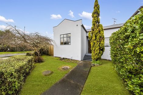 Photo of property in 1 Pyrite Street, Westgate, Auckland, 0614