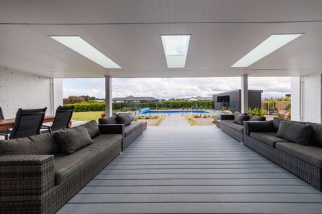 Photo of property in 12 Colquhoun Way, Kelvin Grove, Palmerston North, 4470