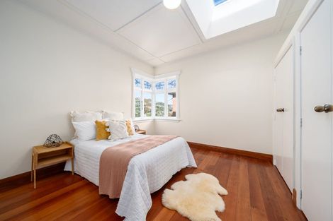 Photo of property in 9 Wavell Street, Karori, Wellington, 6012