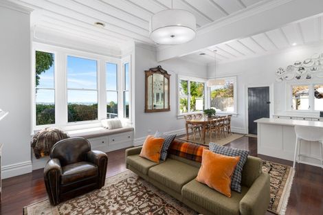 Photo of property in 2 Melrose Street, Roslyn, Dunedin, 9010