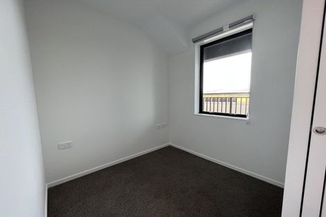 Photo of property in 103/28c Eileen Newey Place, Henderson, Auckland, 0612