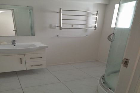 Photo of property in 17 The Terrace, Takapuna, Auckland, 0622