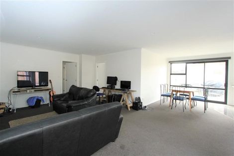 Photo of property in 9a Warwick Avenue, St Andrews, Hamilton, 3200