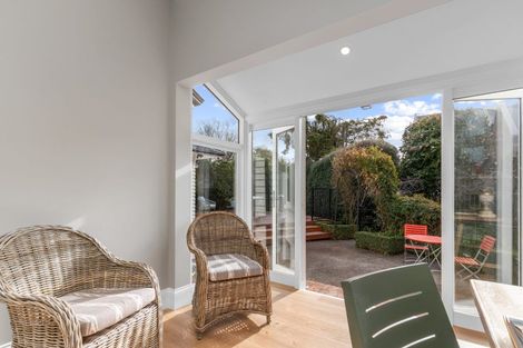 Photo of property in 43 Tomes Road, St Albans, Christchurch, 8052