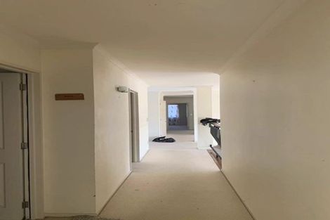 Photo of property in 5 Javelin Close, Gulf Harbour, Whangaparaoa, 0930