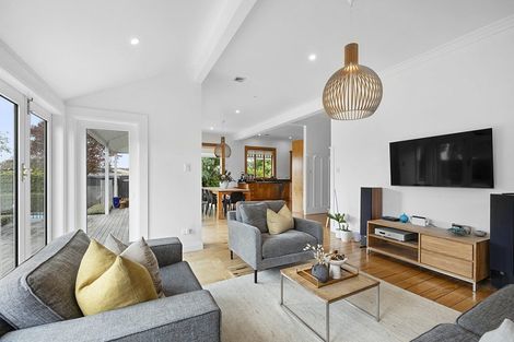 Photo of property in 68 Wallace Place, Westown, New Plymouth, 4310