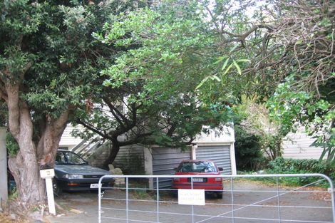 Photo of property in 18 Lindum Terrace, Roseneath, Wellington, 6011