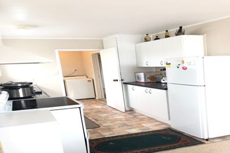 Photo of property in 1/6 Penion Drive, Flat Bush, Auckland, 2023