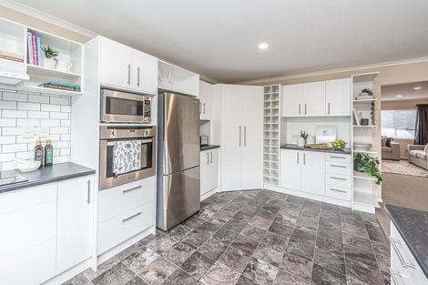 Photo of property in 72 Treadwell Street, Springvale, Whanganui, 4501