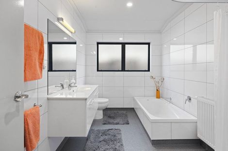 Photo of property in 26a Albion Street, Hawera, 4610