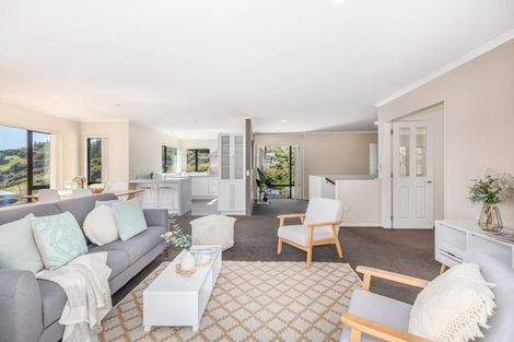 Photo of property in 16 Endeavour Drive, Whitby, Porirua, 5024