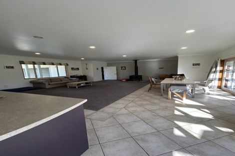 Photo of property in 52 Willow Park Drive, Opaki, Masterton, 5871