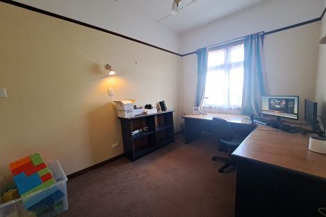 Photo of property in 2 Heretaunga Street, Petone, Lower Hutt, 5012