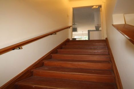 Photo of property in 10 Kamla Way, Khandallah, Wellington, 6035