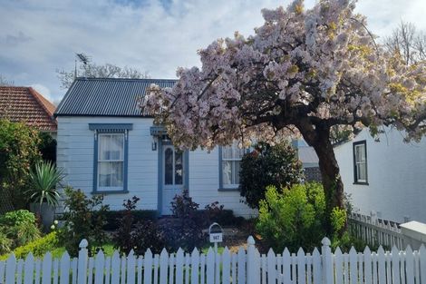 Photo of property in 147a Holly Road, St Albans, Christchurch, 8014