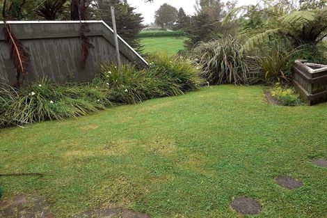 Photo of property in 63b Heta Road, Highlands Park, New Plymouth, 4312