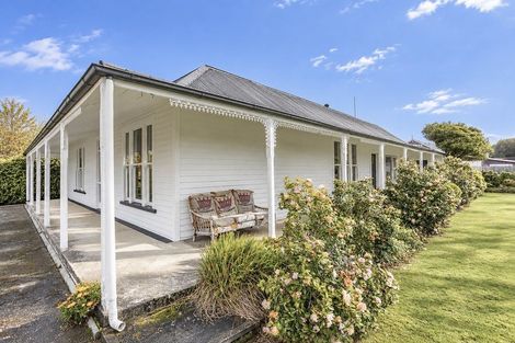 Photo of property in 15 Montrose Street, Waiau, 7332