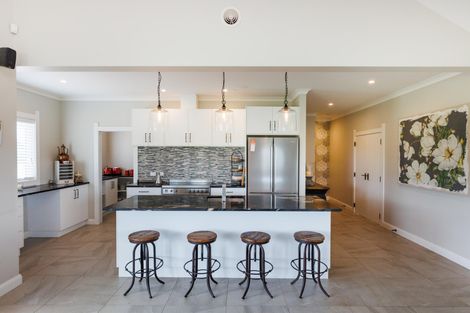 Photo of property in 167 Oroua Road, Kairanga, Palmerston North, 4475