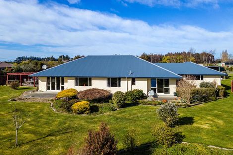 Photo of property in 37 Blue Cliffs Road, Saint Andrews, 7988