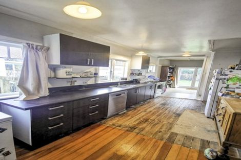 Photo of property in 96 Ngatai Street, Taumarunui, 3920