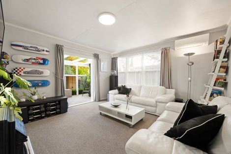 Photo of property in 44 Casey Avenue, Fairfield, Hamilton, 3214