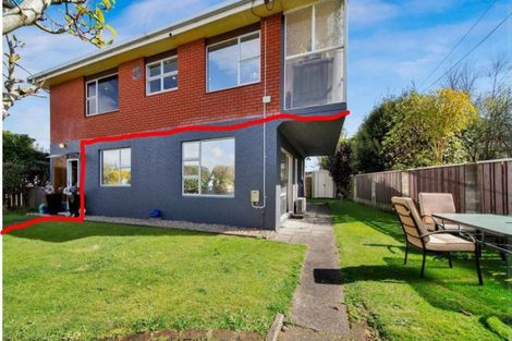 Photo of property in 1/58 Paynters Avenue, Strandon, New Plymouth, 4312