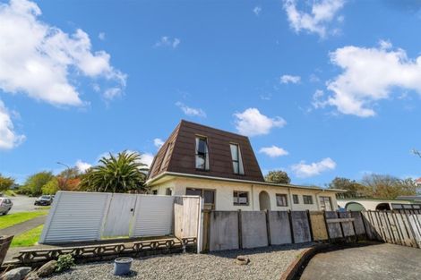 Photo of property in 74 Cressida Avenue, Stratford, 4332