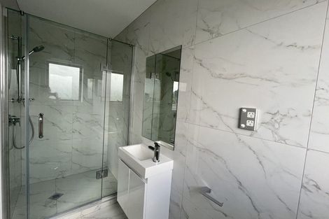 Photo of property in 16b Sunnybrae Road, Hillcrest, Auckland, 0627