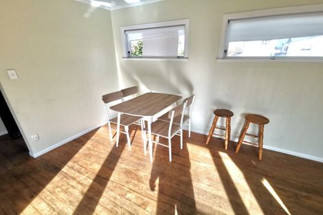 Photo of property in 103 Ennis Avenue, Pakuranga Heights, Auckland, 2010