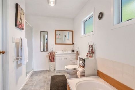 Photo of property in 10 Winslow Street, Burnside, Christchurch, 8053