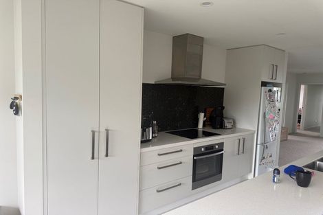 Photo of property in 8 Tomairangi Crescent, Pukekohe, 2120